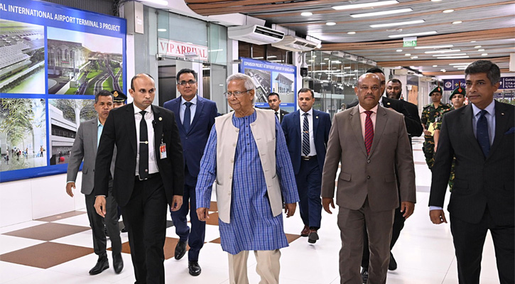 ৪ দিনের সরকারি সফরে যুক্তরাজ্যের পথে প্রধান উপদেষ্টা