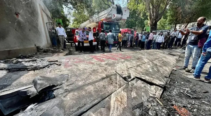 নিহত প্রত্যেকের পরিবারকে এক কোটি রুপি দেবে টাটা গ্রুপ