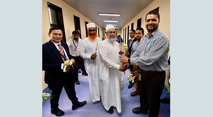 চট্টগ্রামে পৌঁছেছেন ৪১৩ হাজি