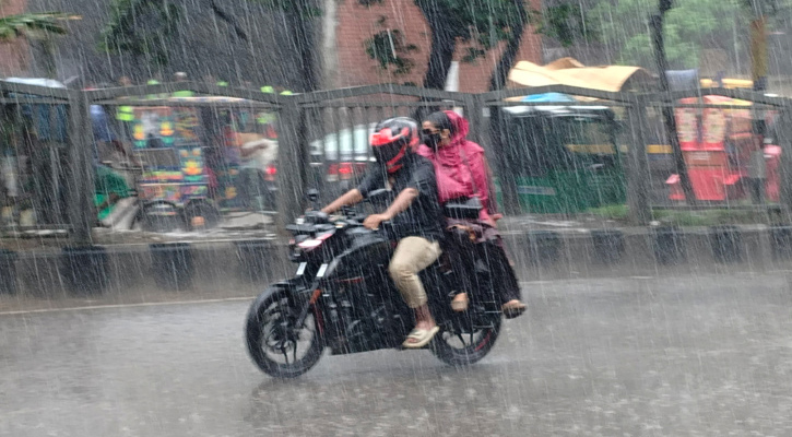 ঢাকায় ৩৮, সীতাকুণ্ডে ১১৮ মিলিমিটার বৃষ্টিপাত