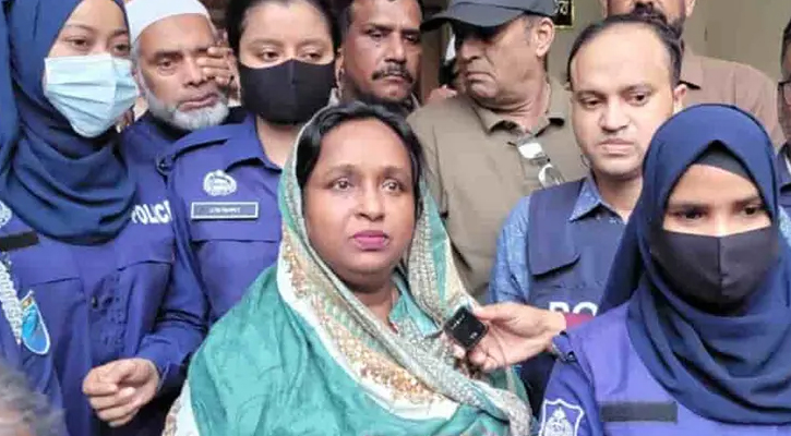 জামিন নামঞ্জুর, দুই দিনের রিমান্ডে আইভী 