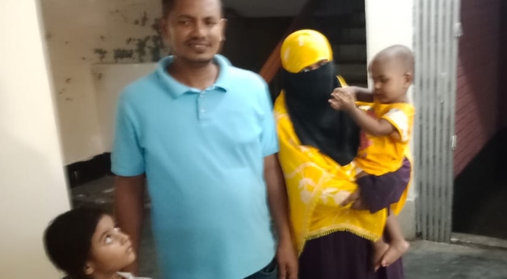 বাংলাদেশি পরিবারকে বিজিবির কাছে হস্তান্তর করল বিএসএফ