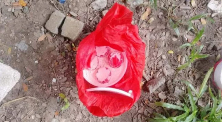 ঢাবিতে আবারও ককটেল বিস্ফোরণ, প্রতিবাদে