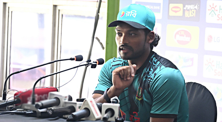 ‘অভিমান নয়, দলের ভালোর জন্য’—নেতৃত্ব ছাড়ার