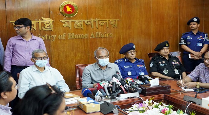 অপরাধের ঘটনায় আইনশৃঙ্খলা বাহিনী যথাসম্ভব দ্রুত ব্যবস্থা নিচ্ছে: স্বরাষ্ট্র উপদেষ্টা 