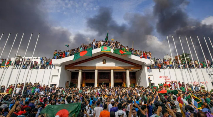 আতঙ্কের নগরীতে হার না মানা জুলাই