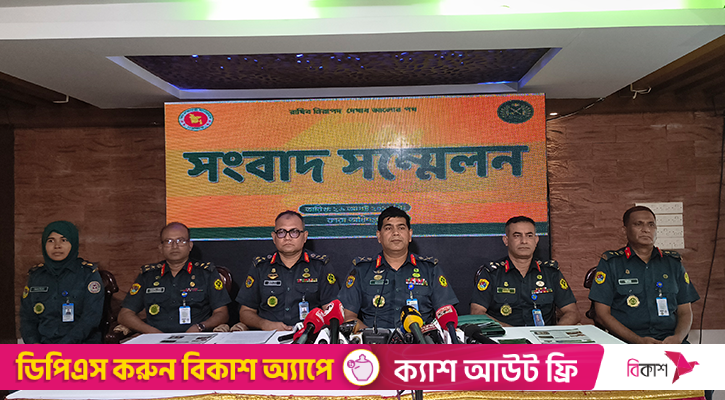কারাগার থেকে বন্দিরা আমাকেও ফোন দেয়: আইজি প্রিজন