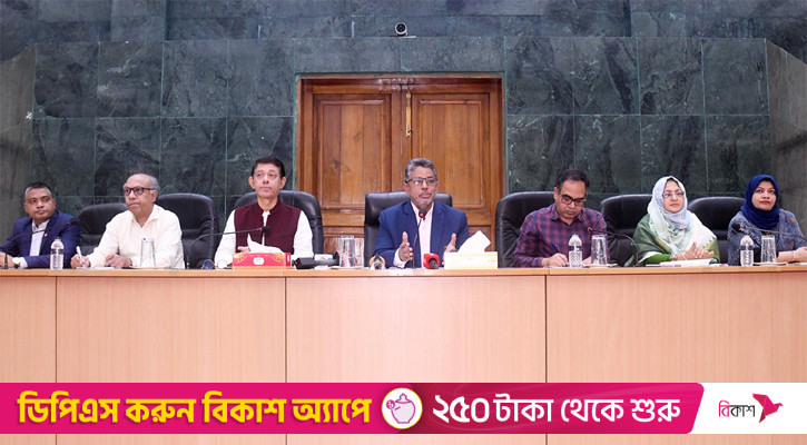 হলে ঢুকতে পারবে না বহিরাগতরা, ভোটারের জন্য থাকবে বাস