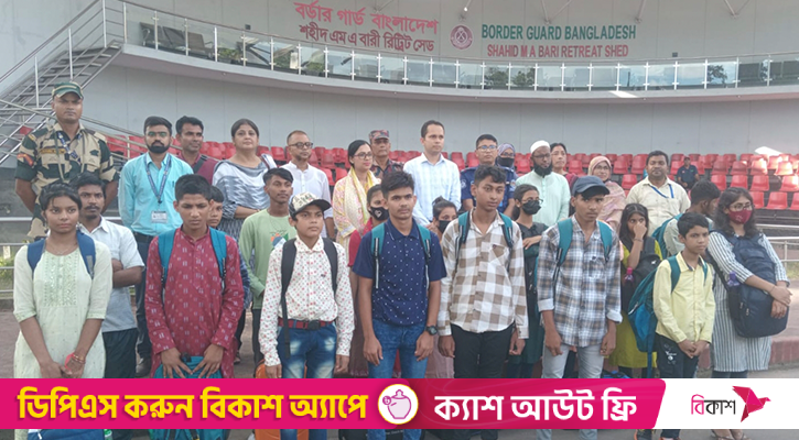 ভারতে পাচার হওয়া ১৭ কিশোর-কিশোরীকে দেশে হস্তান্তর