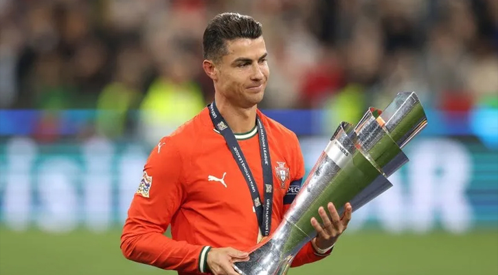 পর্তুগালে ‘সর্বকালের সেরা’ নির্বাচিত হলেন