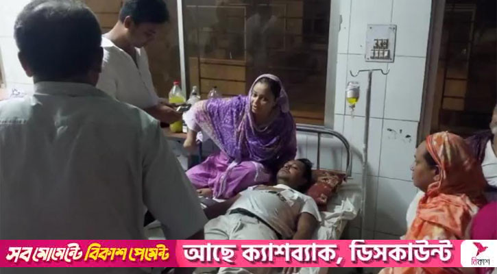 মাদারীপুরে ঘরে ঢুকে ইতালি প্রবাসীসহ ৪ জনকে কুপিয়ে জখম