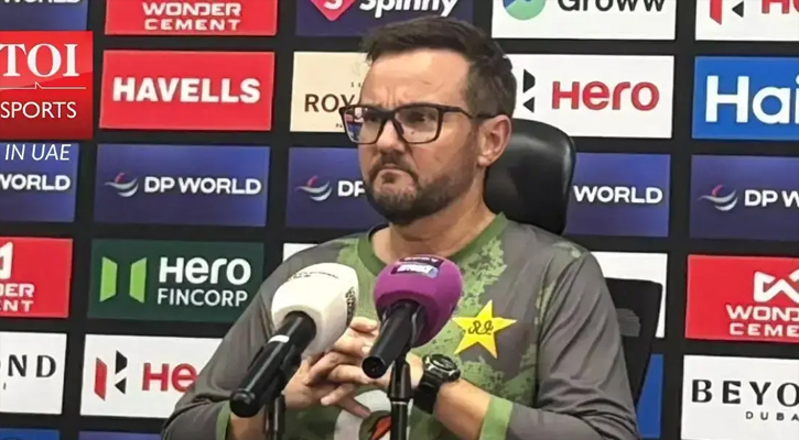 ভারতীয়দের আচরণে হতাশ পাকিস্তান কোচ বললেন,