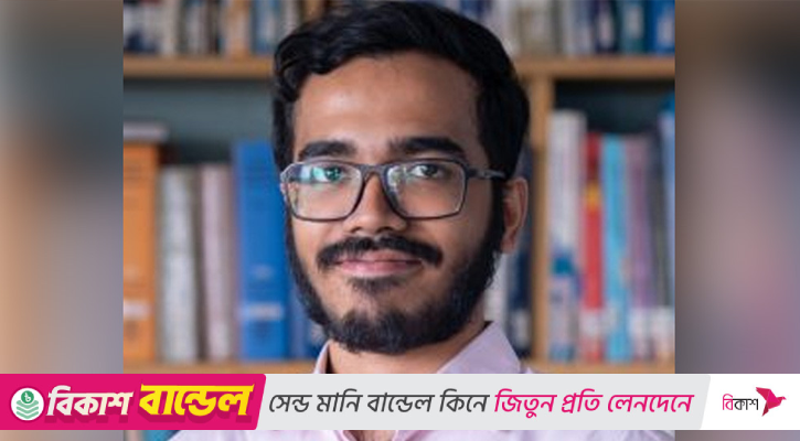 ডাকসু নেত্রীদের নিয়ে আপত্তিকর মন্তব্য, চাকরি হারালেন রাকিব
