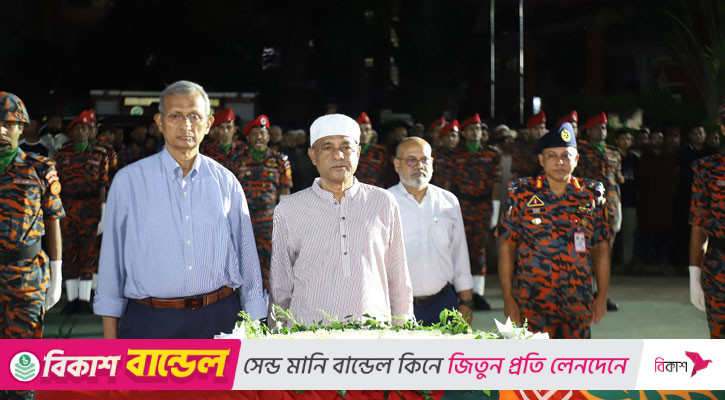 নিহত ফায়ার ফাইটার শামীমের জানাজায় স্বরাষ্ট্র উপদেষ্টা
