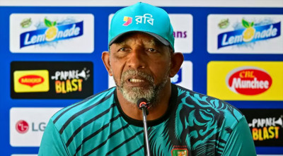 ‘সব দলই ভারতকে হারাতে পারে’—বাংলাদেশ কোচ সিমন্সের লড়াকু বার্তা
