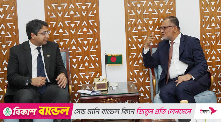 সিমেন্টের কাঁচামাল আমদানিতে ব্যবসায়ীদের মধ্যে সংযোগ বাড়ানো দরকার: বাণিজ্য উপদেষ্টা