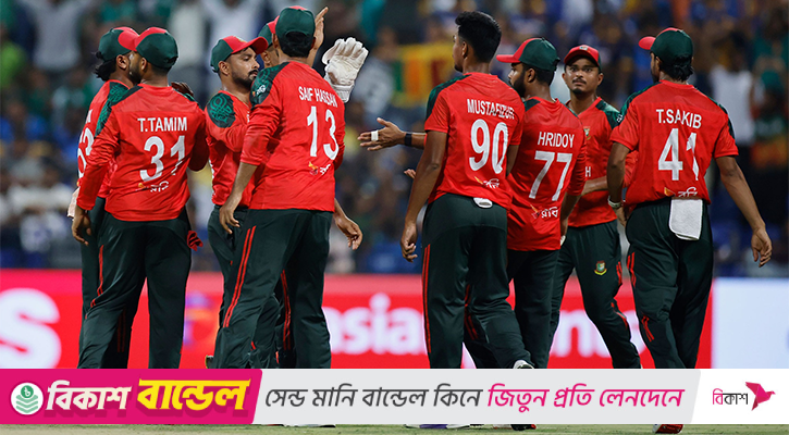 টস জিতে ফিল্ডিংয়ে বাংলাদেশ, একাদশে তিন পরিবর্তন