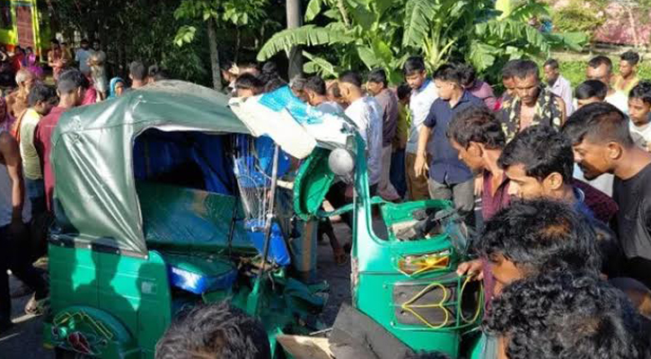 সুনামগঞ্জে পিকআপ-অটোরিকশা সংঘর্ষে মা-মেয়েসহ নিহত ৩