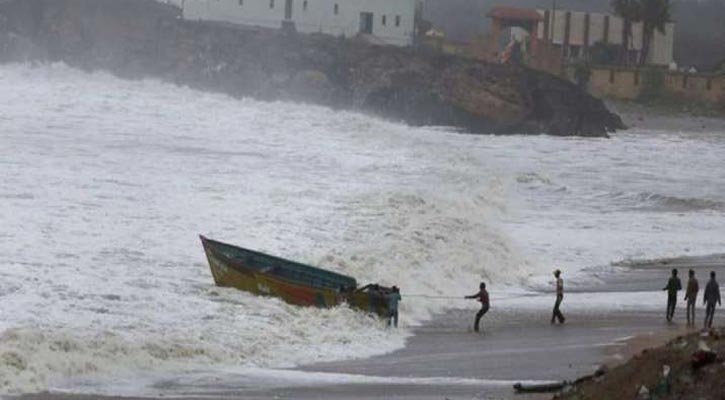 সব সমুদ্রবন্দরে ৩ নম্বর সতর্কতা সংকেত