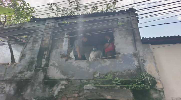 খুলনায় পরিত্যক্ত ভবন থেকে যুবকের লাশ উদ্ধার