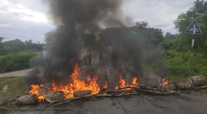 পাহাড়ে শান্তির জন্য চাই সাম্প্রদায়িক সম্প্রীতি