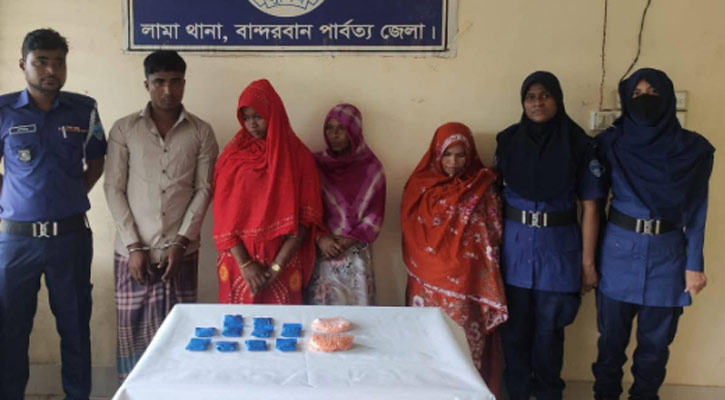 লামায় ৫ হাজার ইয়াবাসহ ৪ রোহিঙ্গা আটক