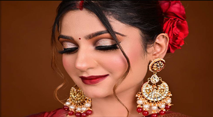 দীর্ঘ সময় মেকআপ ধরে রাখার কৌশল