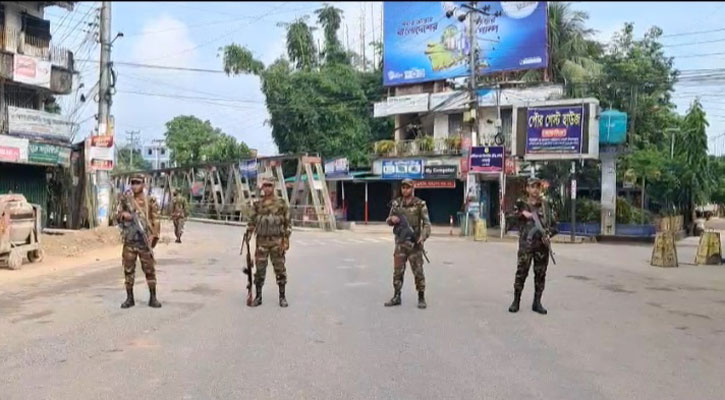 খাগড়াছড়িতে অবরোধ চলছে, জনজীবন কার্যত অচল