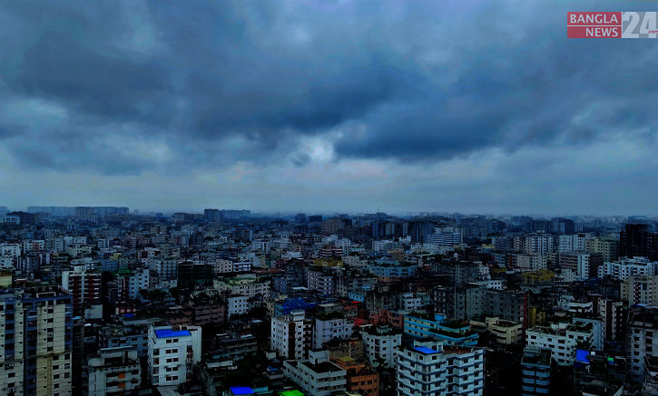 ৩ দিন সব বিভাগে অতিভারী বৃষ্টির আভাস, শঙ্কা পাহাড় ধসের