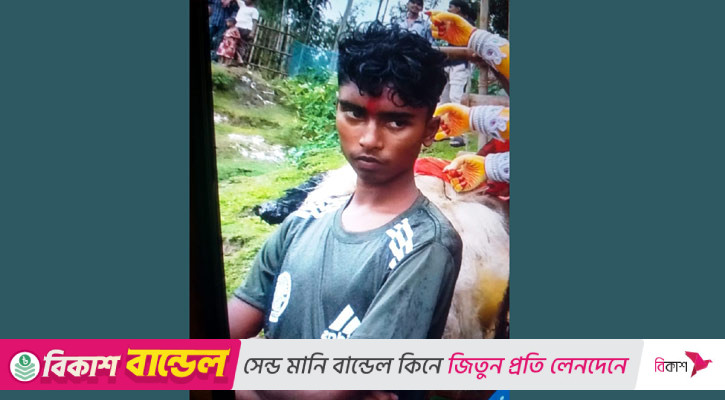 প্রতিমা বিসর্জন দিতে গিয়ে নদীতে পড়ে কিশোর নিখোঁজ