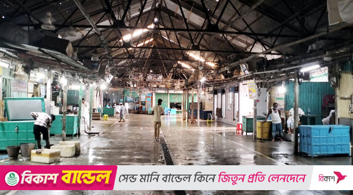 চাঁদপুরের মৎস্য অবতরণ কেন্দ্রে সুনসান নীরবতা