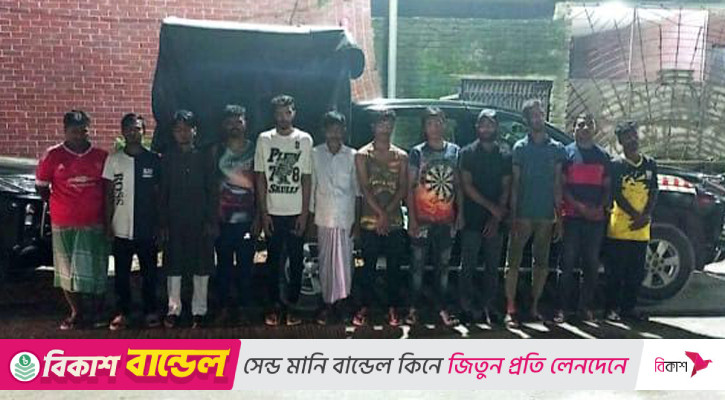 বিশেষ অভিযানে জেনেভা ক্যাম্প থেকে অস্ত্র-মাদকসহ ১৭ জন গ্রেপ্তার