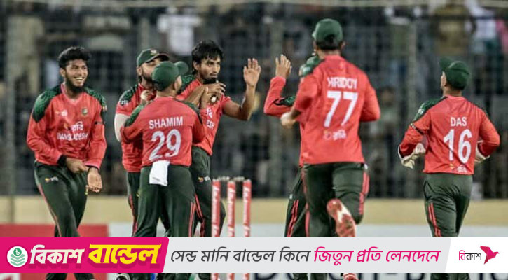 বাংলাদেশকে ১৪৪ রানের লক্ষ্য দিল আফগানিস্তান