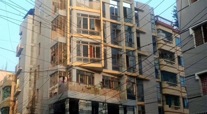 ব্রাহ্মণবাড়িয়ায় বহুতল ভবনের ফ্ল্যাটে রহস্যজনক অগ্নিকাণ্ডে এক ব্যক্তি নিহত