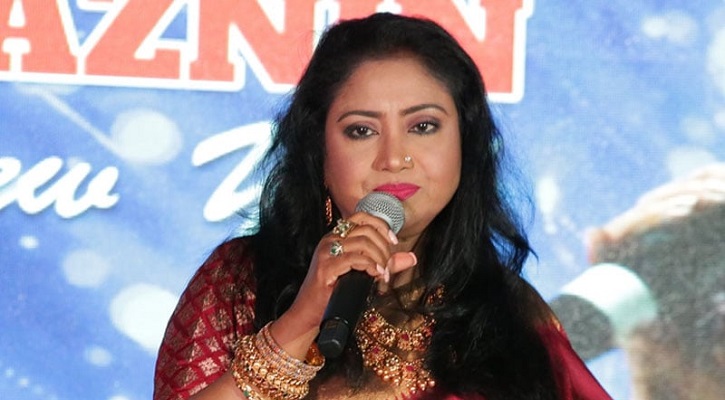 শিল্পকে নোংরা রাজনীতির বাইরে রাখতে হবে: বেবী নাজনীন